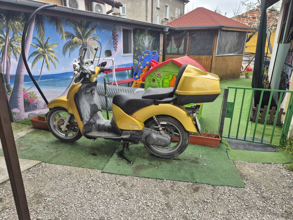 Aprilia Scarabeo 200