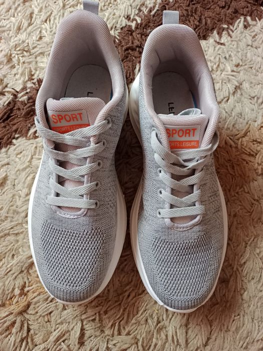 Продам красовки мужские