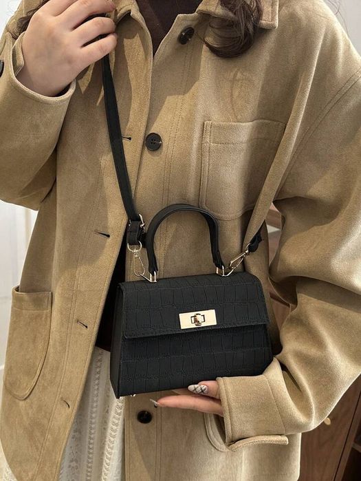 Черная сумка-кроссбоди