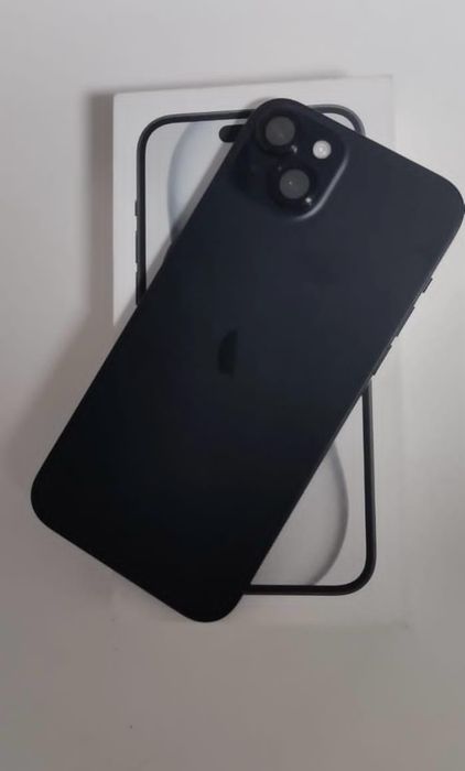 Продам iPhone 15 plus в хорошем состоянии