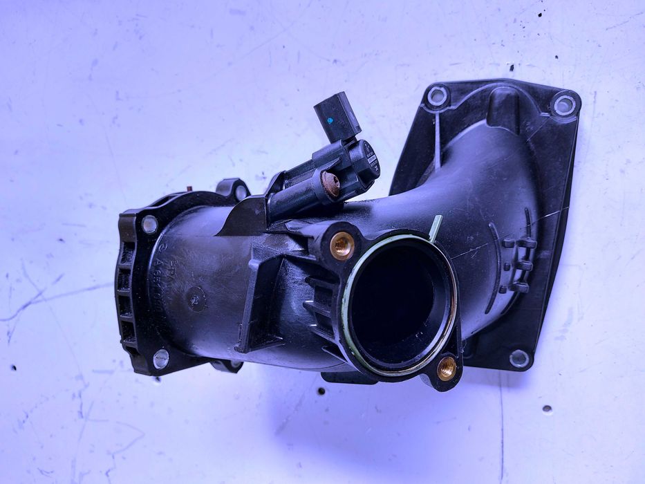 Тръба всмукателен колектор за Mercedes-Benz Sprinter W906 OM651