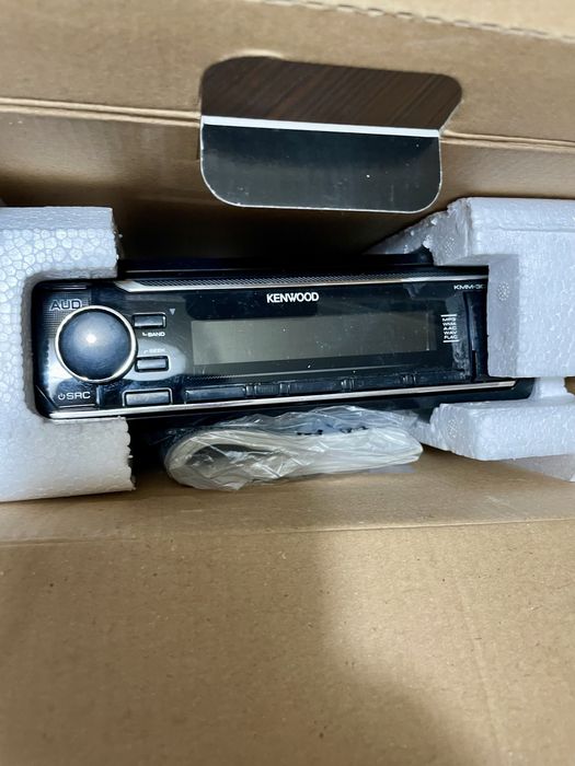 Магнитола KENWOOD
