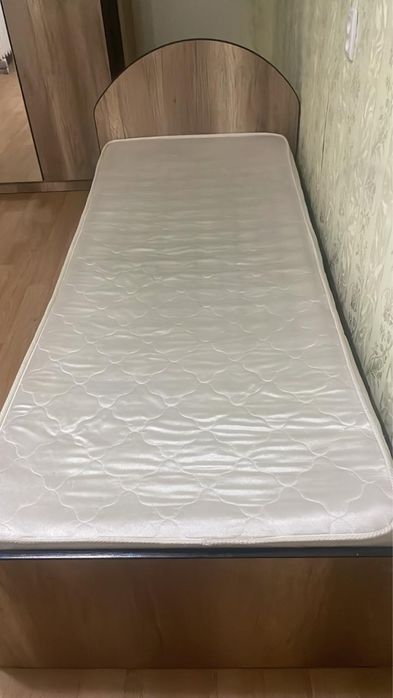 Продам кровать срочно