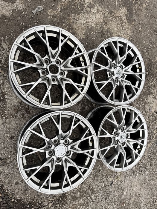 Продам диски R17 Lexus