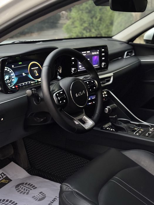 Срочно KIA K5 2,5 продам через любой банк тоже