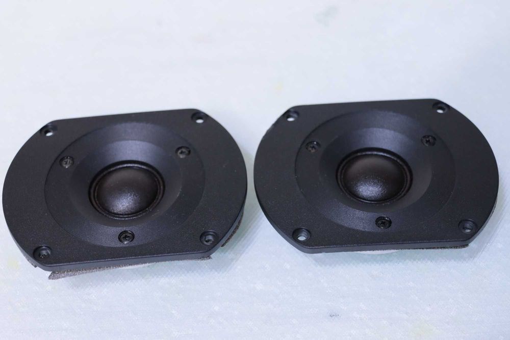 Pereche Tweetere Vifa D26TF-07,16 Ohm,Made in Denmark.