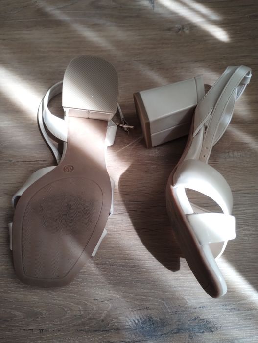 Sandale elegante,mărimea 36