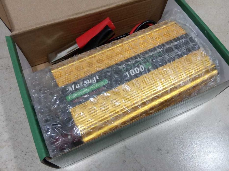 инвертор преобразователь напряжения инвертор 12/220 +USB инвертор 1000