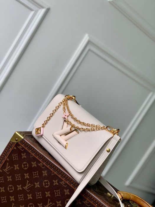Geanta Louis Vuitton Twist Mm