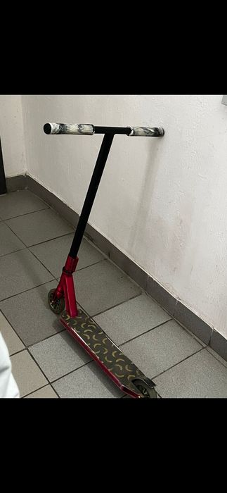 Продам самокат хароший