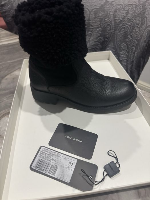 Продам оригинал Dolce&Gabbana сапоги