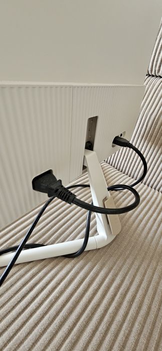 Monitor cu tastatura si mouse Asus bej