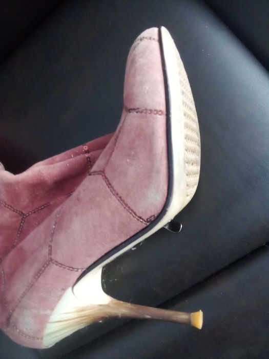 Италиански ботуши 38- 30 евро.