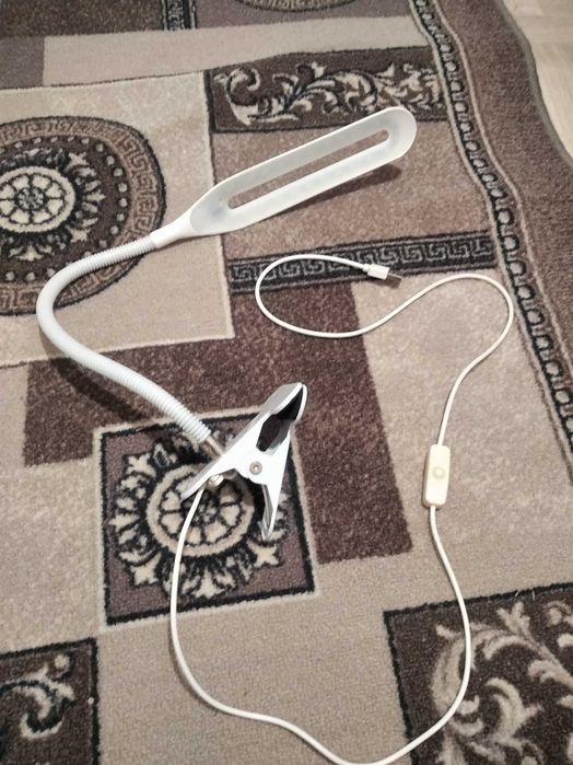 Светильник настольный