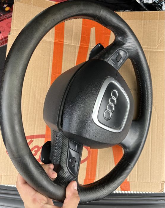 МУЛТИ ВОЛАН за ауди а4 б7 с пера и AIR BAG