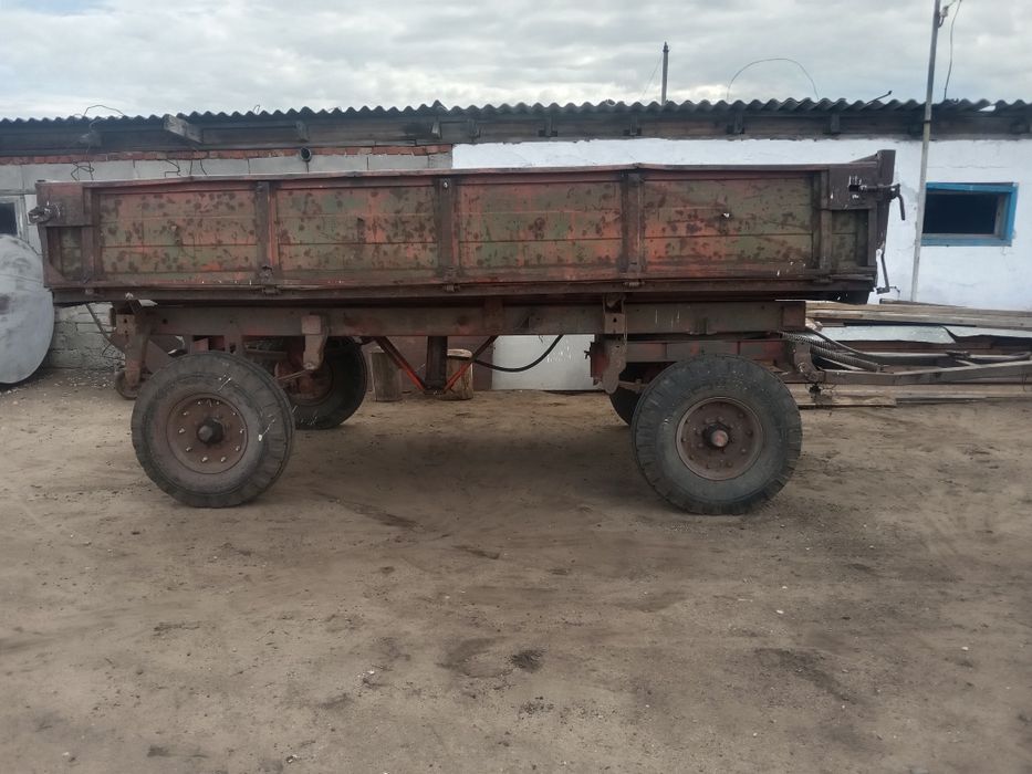 Прицеп ПТС-4 тракторный