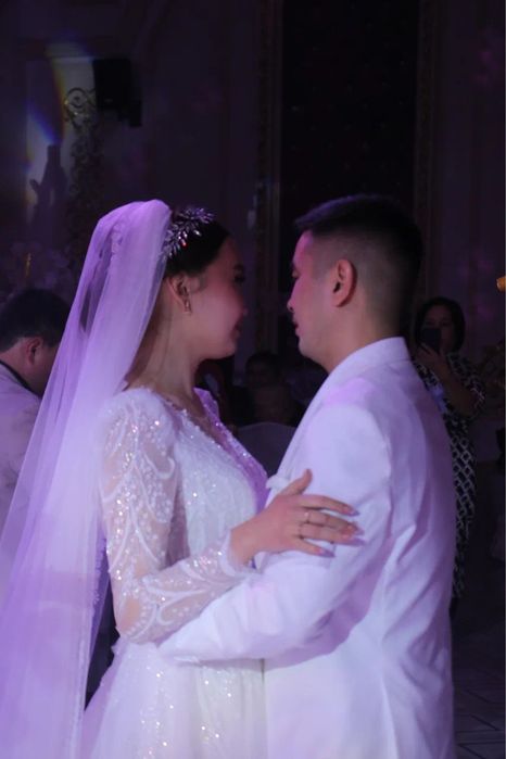 Продам свадебное платье