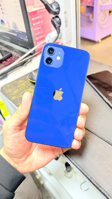 Продам iphone 12 без ремонта