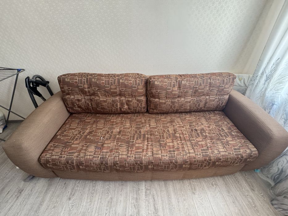 Продам шкаф и диван