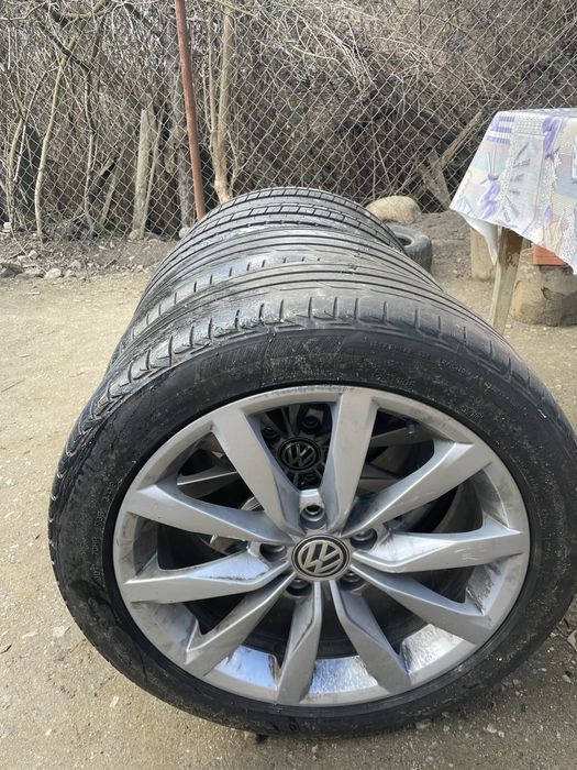 Set 4 Jante Originale Volkswagen 17” + Anvelope VARĂ 225/45R17