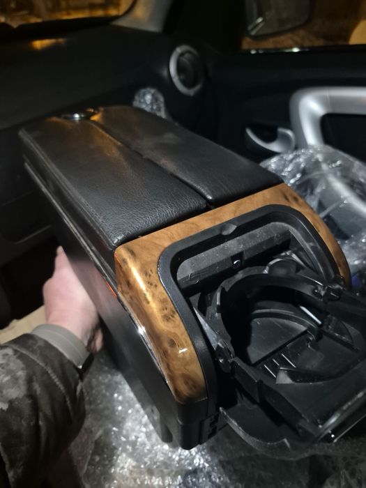 Продам подлокотник универсальный