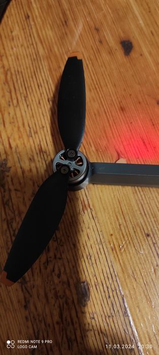 Продавам дрон AE3 PRO MAX