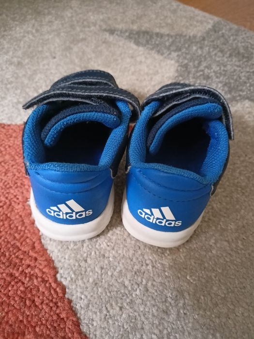 Детски маратонки Адидас 21 номер