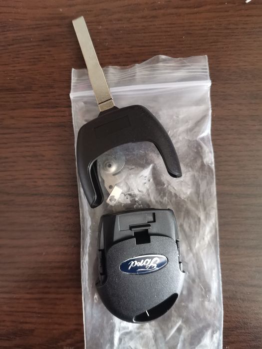 vand piese ford focus