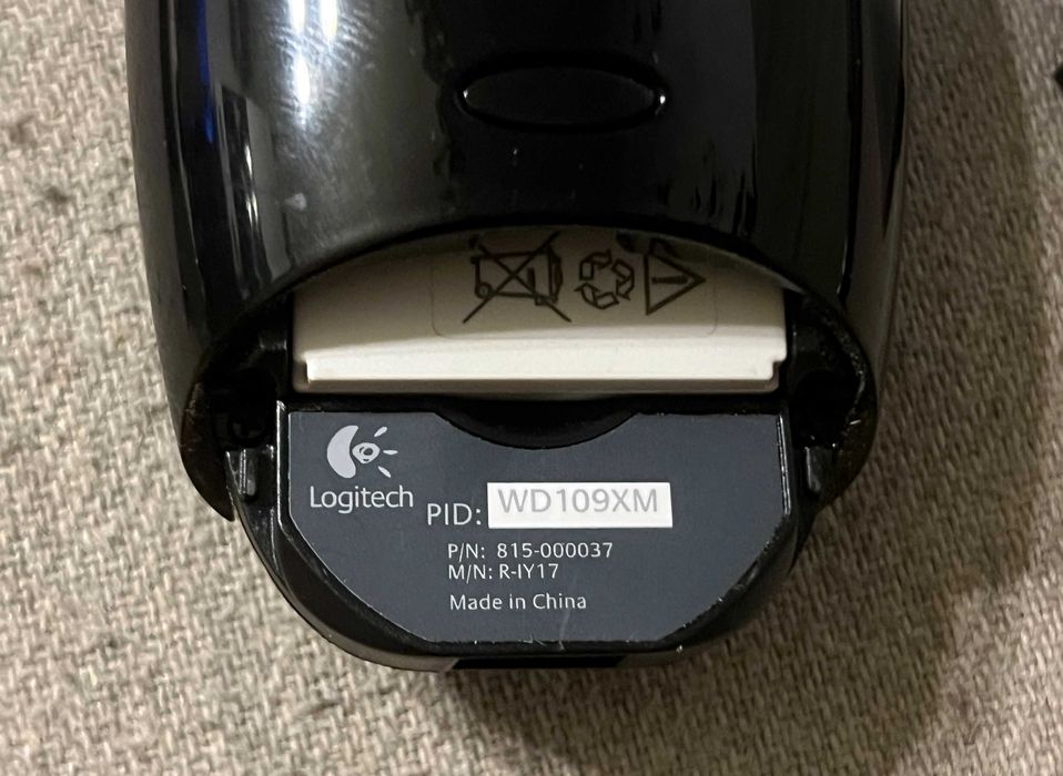 Telecomanda universala Logitech Harmony One cu dock