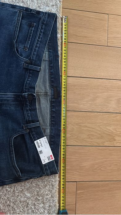 Джинсы Uniqlo оригинал
