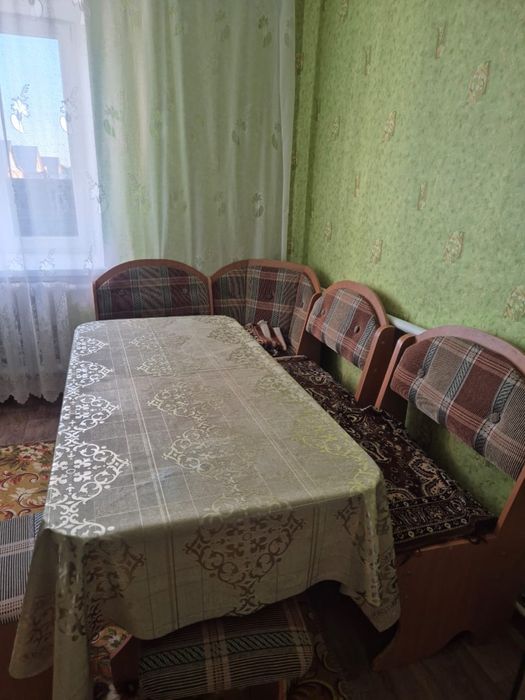 Продам спальный гарнитур