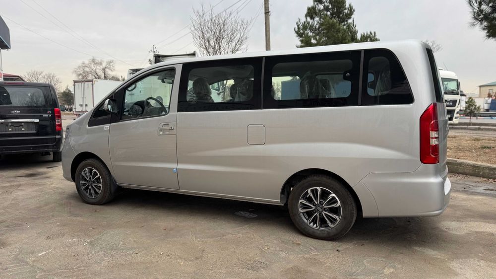 JAC M3 PLUS Минивен 9 местный