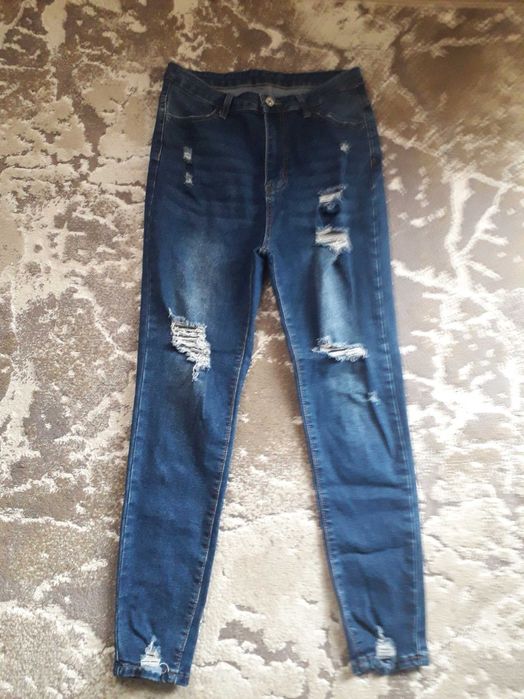 Дамски дънки размер M