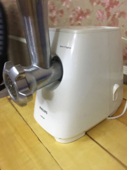 Мясорубка электрическая