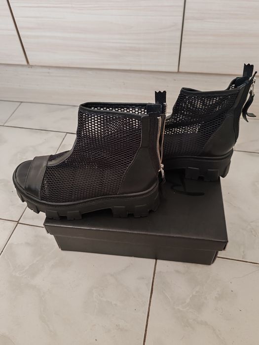 Сандали Bianki, естествена кожа и мрежа. 37 номер.