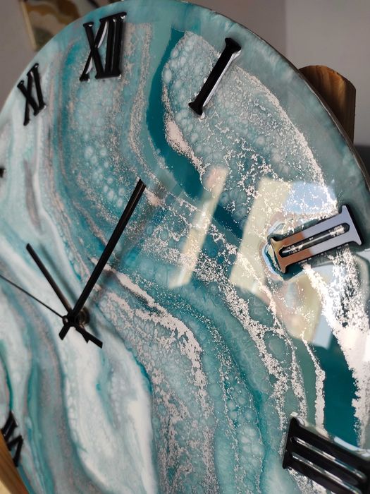 Настенные интерьерные часы