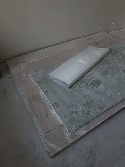 Продам ДВП КРАГИС листы для укрывки ламината.