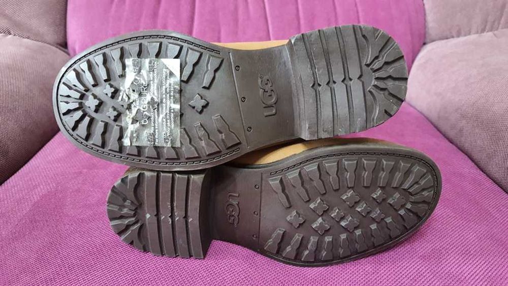 Ghete piele, imblanite, UGG Aldon marimea 36