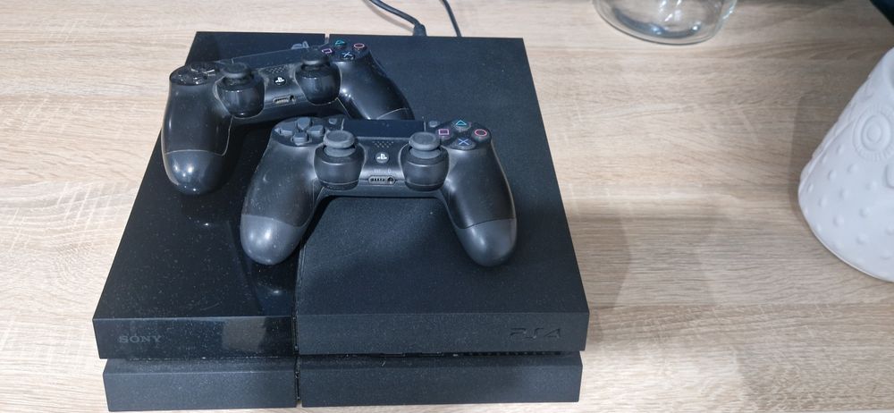 PlayStation 4 Fat (500 GB)