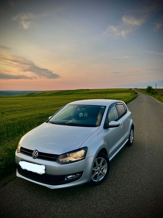 VOLKSWAGEN Polo 2012 — imagine 1