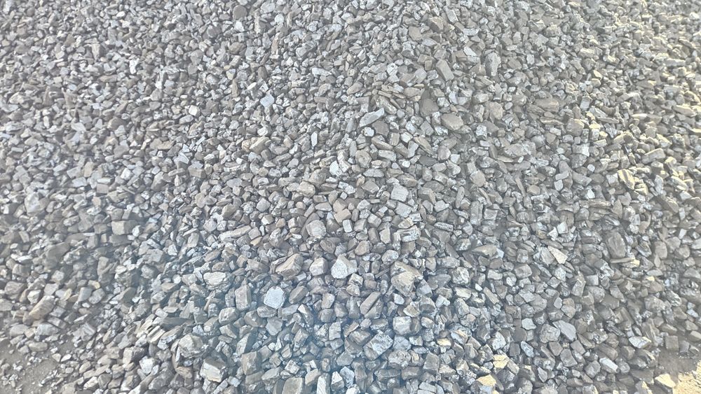 Калиброванный уголь в бигбегах и россыпью