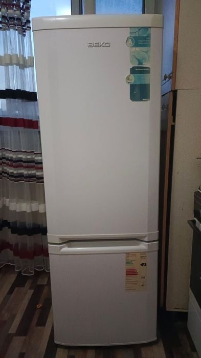 Продам холодильник