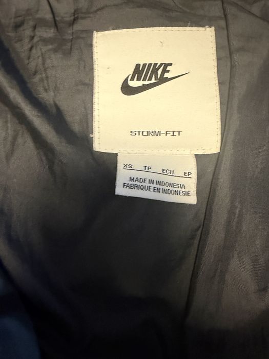 Дамско зимно яке  Nike