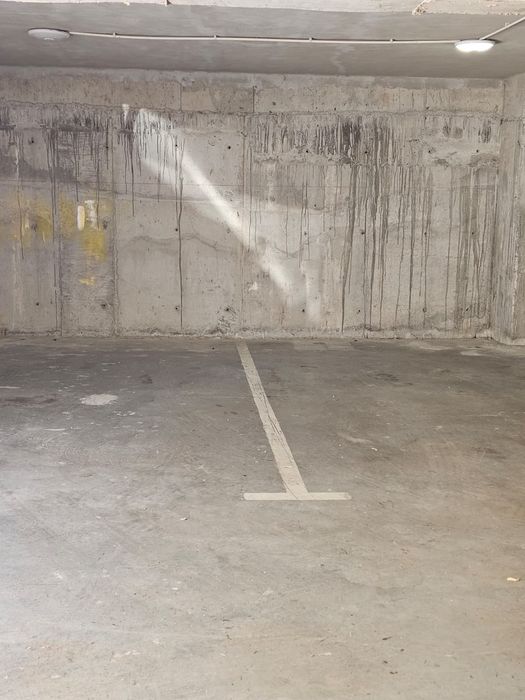 Garaj / Parcari subterane / Spatii depozitare in cartierul  1 Mai, 60 mp