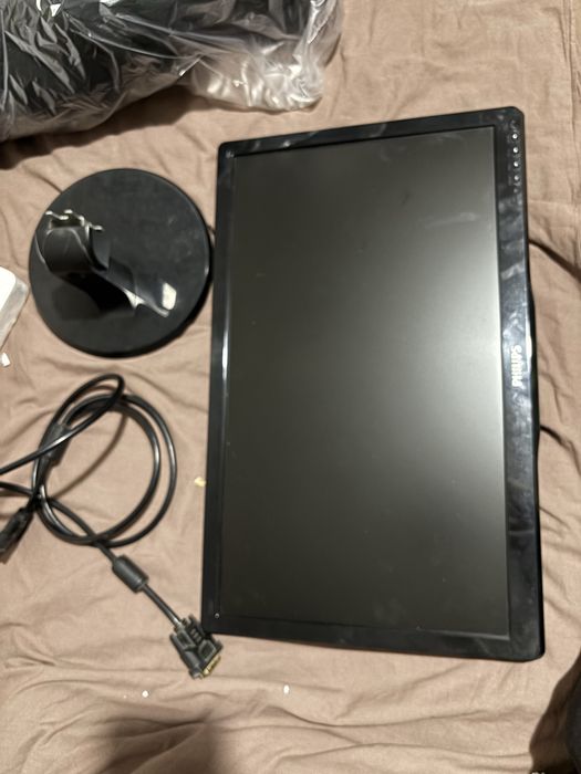 Монитор Philips