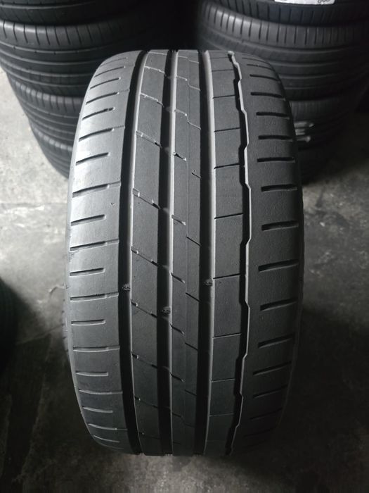 Hankook 235/40 R19 96W vară
