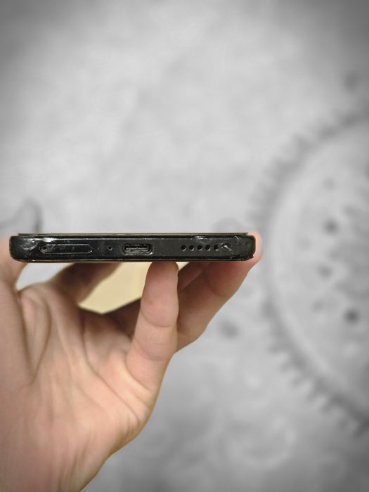 Xiaomi poco f5 256/16 оперативка