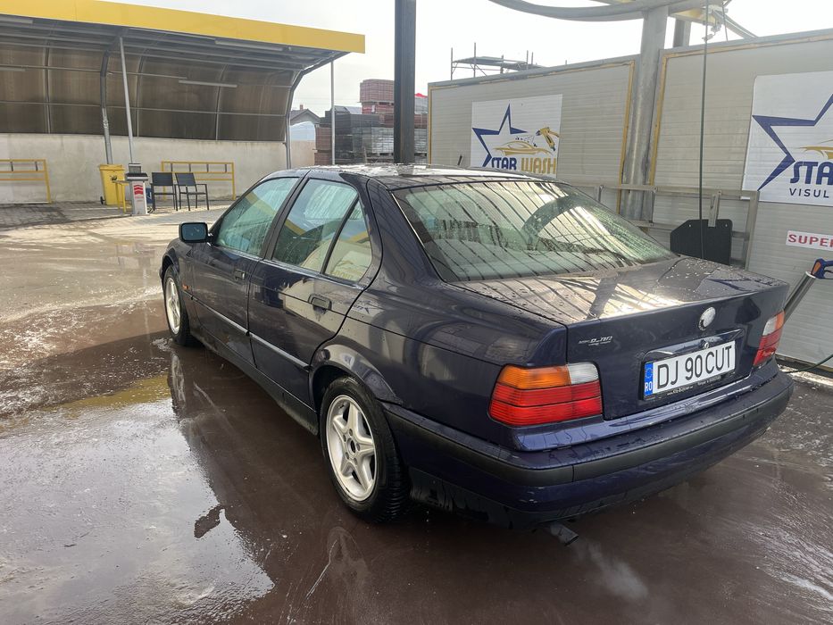 Vand sau SCHIMB cu motocicleta