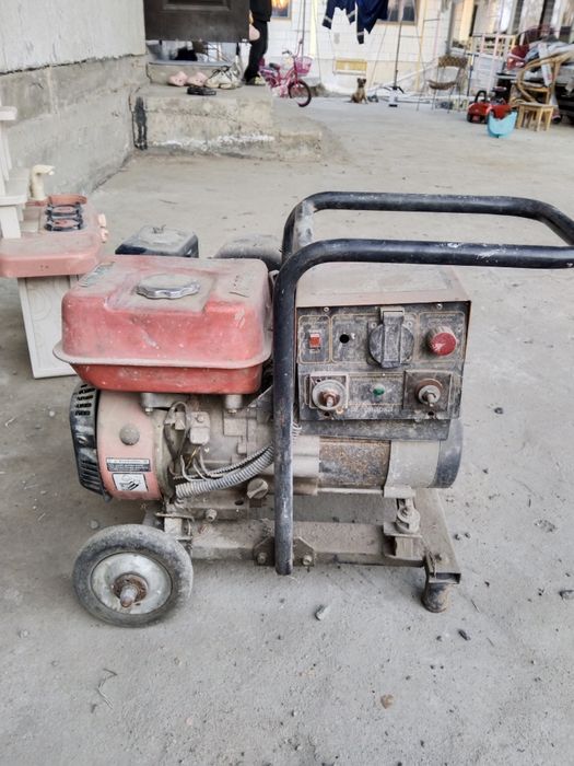 Бензиновый генератор сак