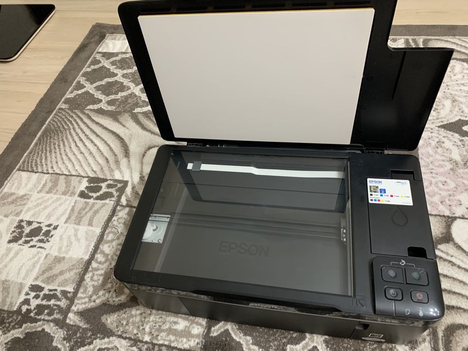 Epson stylus SX125 струйный